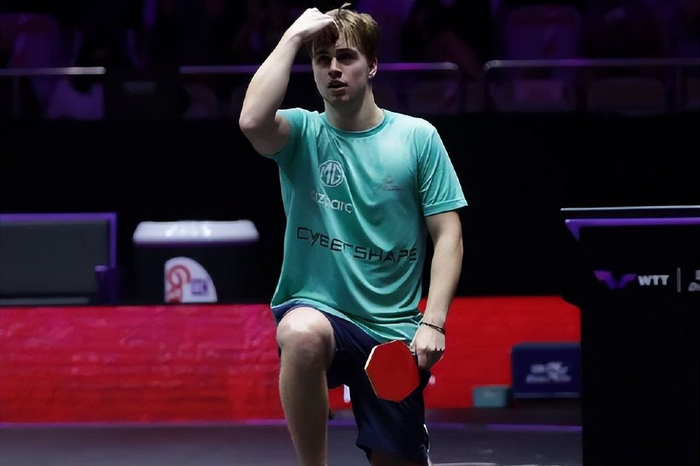 篮球比赛现 篮球比赛现