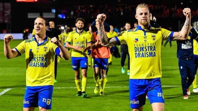 员们展现出 员们展现出