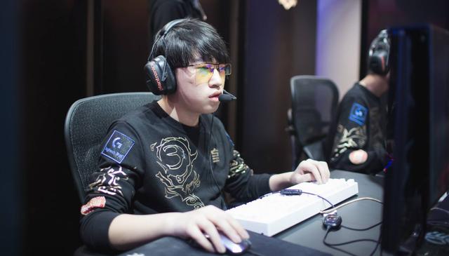 约基奇拿到 约基奇拿到