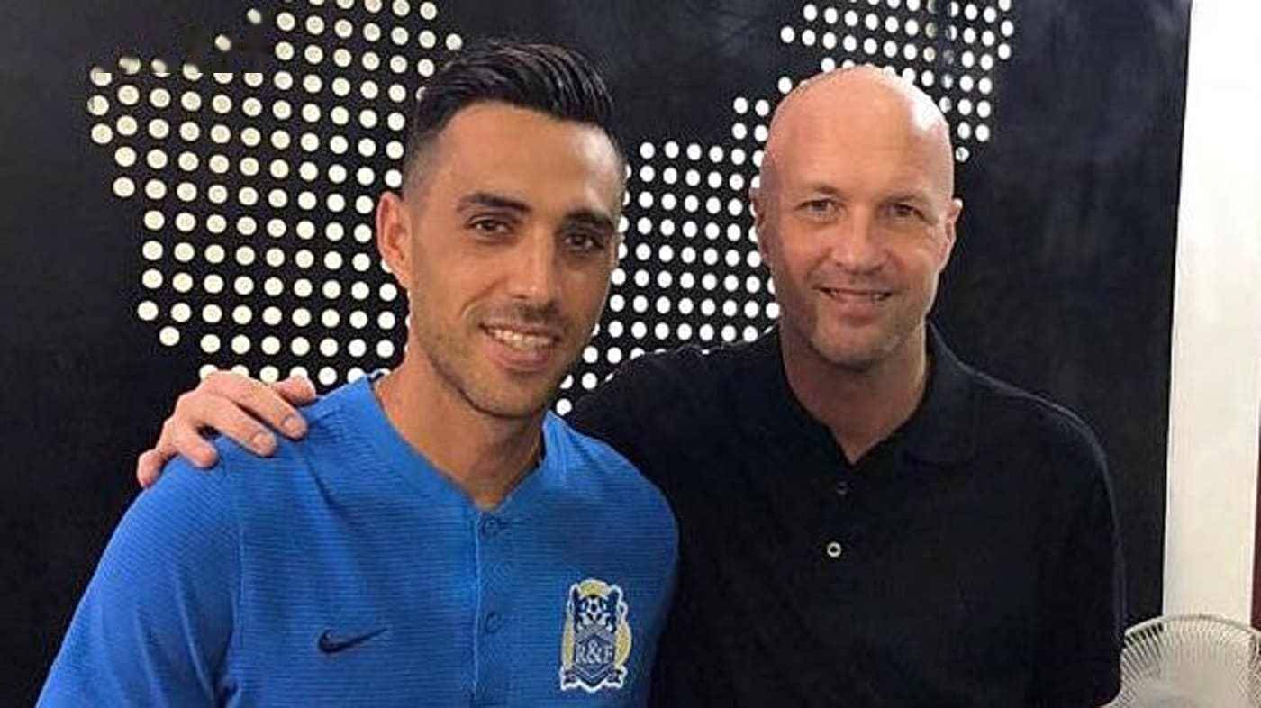 露出不适 露出不适